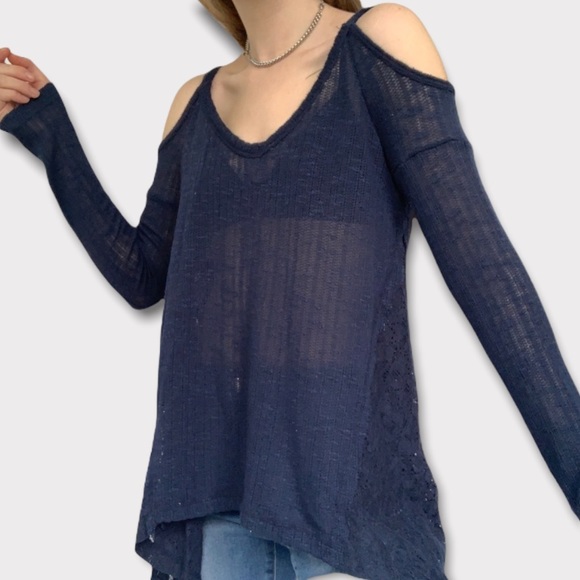 Xhilaration Tops - 💥FREE when you bundle HOST PICK Navy Blue Cold Shoulder Long Sleeve Top
